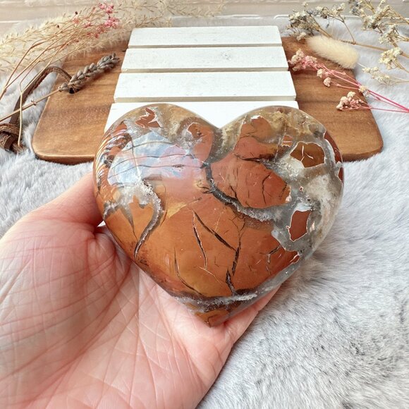 Gorgeous Brecciated Jasper with Quartz Heart - Picture 2 of 7
